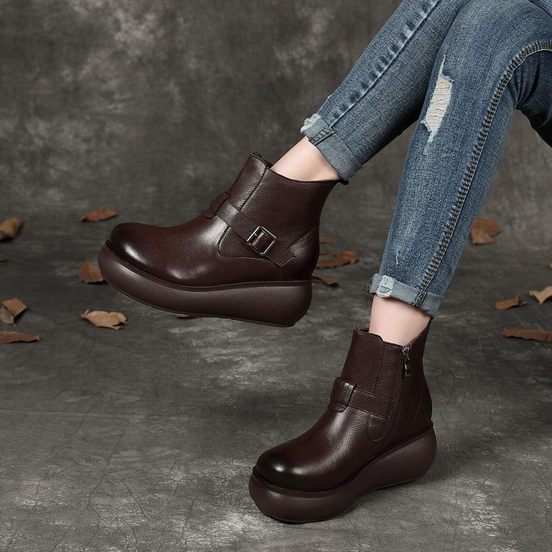 Buty Damskie W Stylu Retro Z Klamrą Na Koturnie